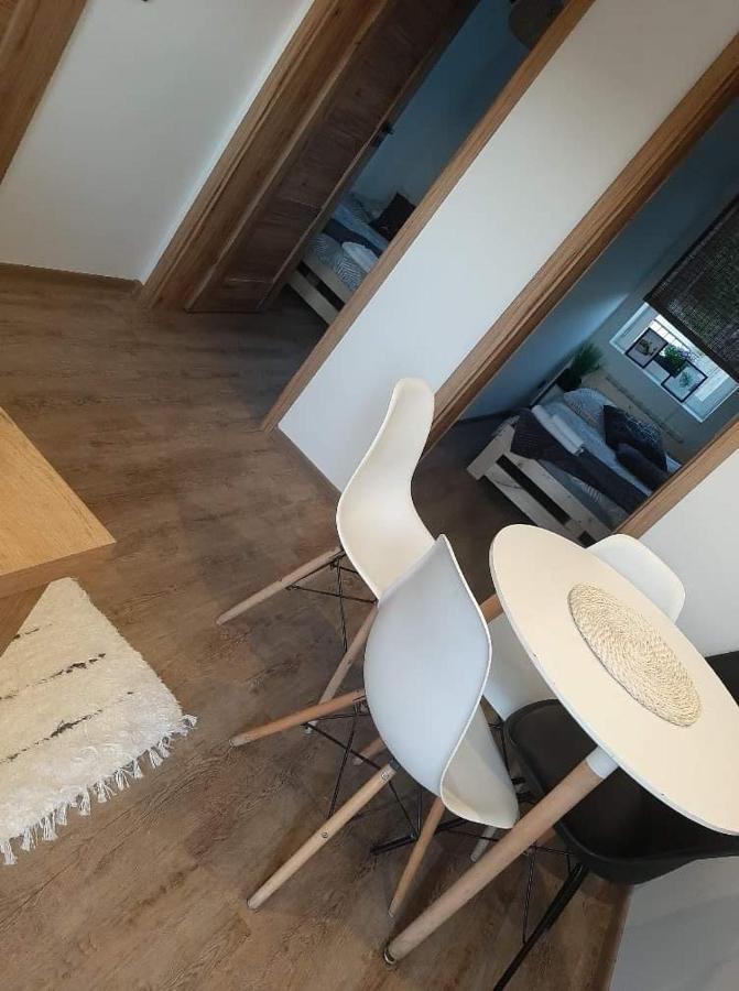 Apartament Numer 1, Dwie Sypialnie Dwa Lozka أوريز المظهر الخارجي الصورة
